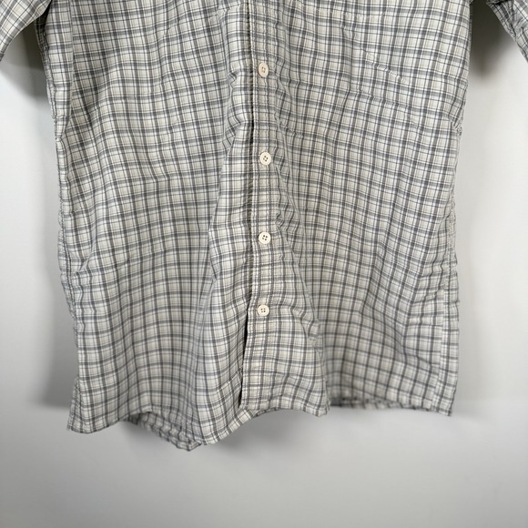 Eddie Bauer Men's Short Sleeve Outdoor Shirt Button Down Front Pocket Size Large - Picture 2 of 4